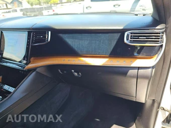 2024 Jeep Grand Wagoneer L Series III - miniatura 17