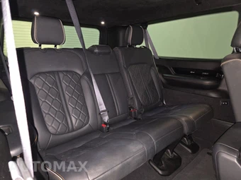 2024 Jeep Grand Wagoneer L Series III - miniatura 14