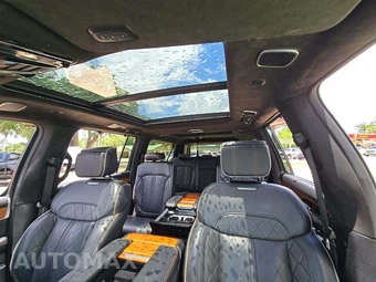 2024 Jeep Grand Wagoneer L Series III - miniatura 11