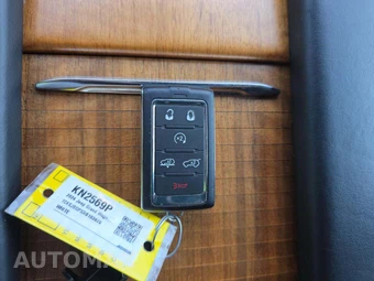 2024 Jeep Grand Wagoneer L Series III - miniatura 5
