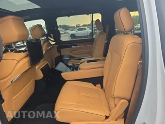 2024 Jeep Grand Wagoneer L Series III - miniatura 16