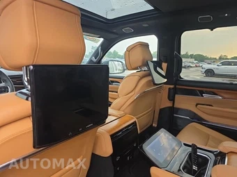 2024 Jeep Grand Wagoneer L Series III - miniatura 25