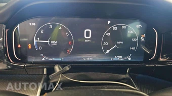 2024 Jeep Grand Wagoneer L Series III Obsidian - miniatura 18