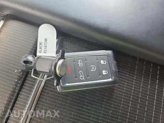 2024 Jeep Grand Wagoneer Series II - miniatura 8