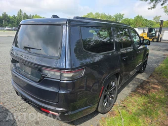 2024 Jeep Grand Wagoneer Series II Obsidian - miniatura 4