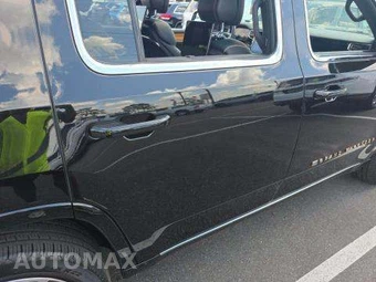 2024 Jeep Grand Wagoneer Series III - miniatura 26