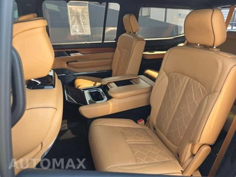 2024 Jeep Grand Wagoneer Series III - miniatura 13