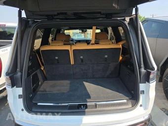 2024 Jeep Grand Wagoneer Series III - miniatura 15