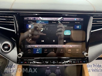 2024 Jeep Grand Wagoneer Series III Obsidian - miniatura 18