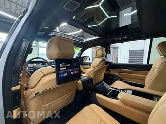 2024 Jeep Grand Wagoneer Series III Obsidian - miniatura 28