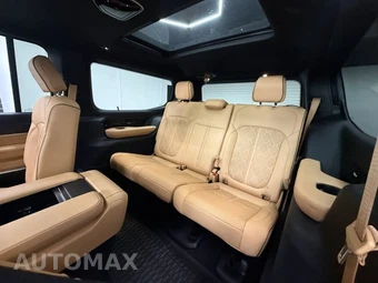 2024 Jeep Grand Wagoneer Series III Obsidian - miniatura 31