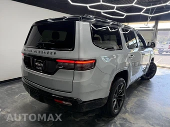 2024 Jeep Grand Wagoneer Series III Obsidian - miniatura 5