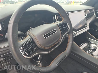 2024 Jeep Grand Wagoneer Series III Obsidian - miniatura 10