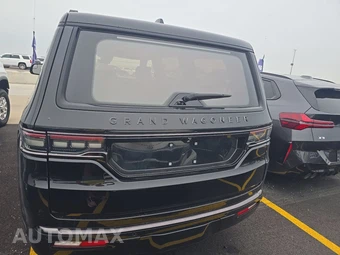 2024 Jeep Grand Wagoneer Series III Obsidian - miniatura 5