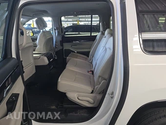 2024 Jeep Wagoneer L - miniatura 13