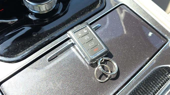 2024 Jeep Wagoneer L - miniatura 22