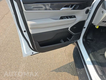 2024 Jeep Wagoneer L - miniatura 9