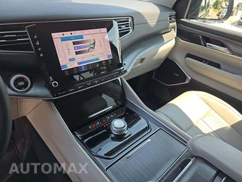 2024 Jeep Wagoneer L Series II - miniatura 10