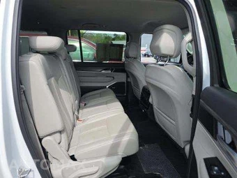 2024 Jeep Wagoneer L Series II - miniatura 17