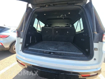 2024 Jeep Wagoneer L Series II - miniatura 16