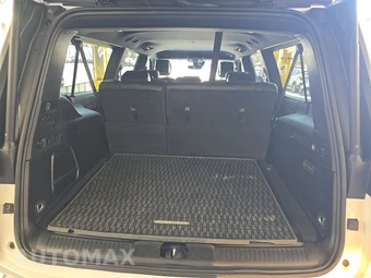 2024 Jeep Wagoneer L Series II - miniatura 17