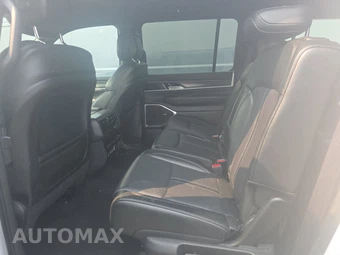 2024 Jeep Wagoneer L Series II - miniatura 13