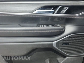2024 Jeep Wagoneer L Series II - miniatura 9