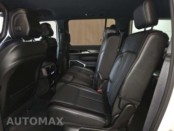 2024 Jeep Wagoneer L Series II - miniatura 13