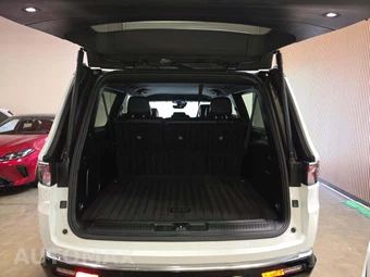 2024 Jeep Wagoneer L Series II - miniatura 15