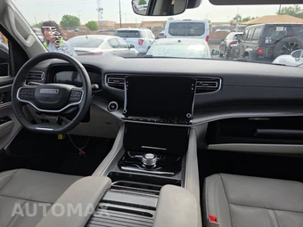 2024 Jeep Wagoneer L Series II - miniatura 11