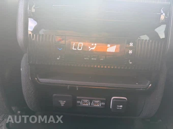 2024 Jeep Wagoneer L Series II - miniatura 21