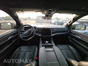 2024 Jeep Wagoneer L Series II - miniatura 11