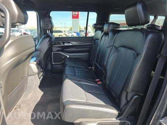 2024 Jeep Wagoneer L Series II - miniatura 14