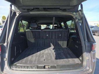 2024 Jeep Wagoneer L Series II - miniatura 16