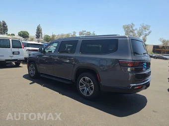 2024 Jeep Wagoneer L Series II - miniatura 6