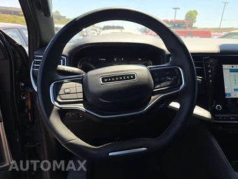 2024 Jeep Wagoneer L Series II - miniatura 10