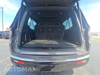 2024 Jeep Wagoneer L Series II - miniatura 12