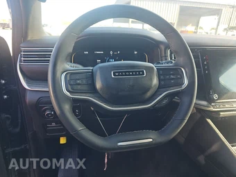 2024 Jeep Wagoneer L Series II - miniatura 10