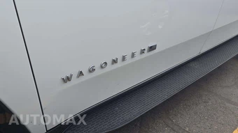 2024 Jeep Wagoneer L Series II - miniatura 26