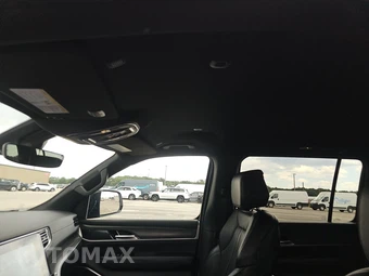 2024 Jeep Wagoneer L Series II - miniatura 18