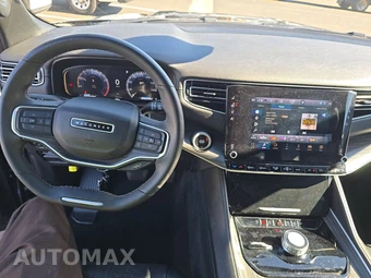 2024 Jeep Wagoneer L Series II - miniatura 11