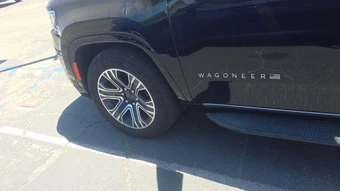 2024 Jeep Wagoneer L Series II - miniatura 47
