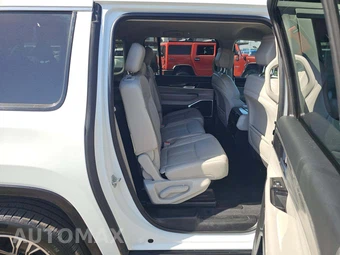 2024 Jeep Wagoneer L Series II - miniatura 14