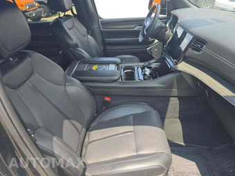 2024 Jeep Wagoneer L Series II - miniatura 16