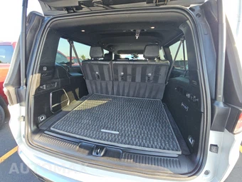 2024 Jeep Wagoneer L Series II - miniatura 16