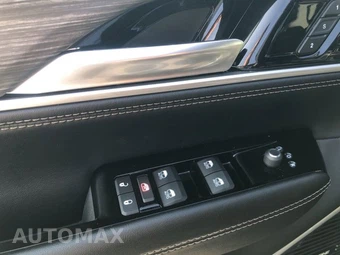2024 Jeep Wagoneer L Series II - miniatura 14