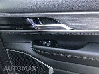 2024 Jeep Wagoneer L Series II - miniatura 48