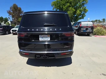 2024 Jeep Wagoneer L Series II - miniatura 4