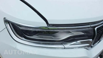 2024 Jeep Wagoneer L Series II - miniatura 23