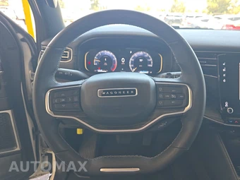 2024 Jeep Wagoneer L Series II - miniatura 10